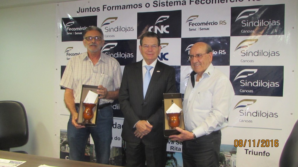 Presidente da Fecomercio-RS visita o Sindilojas Canoas